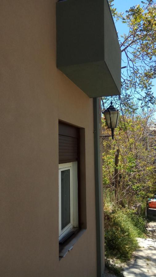 Athens City Center Luxury Suites Exterior photo